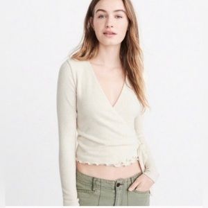 Abercrombie & Fitch - Ribbed long-sleeve wrap sweater